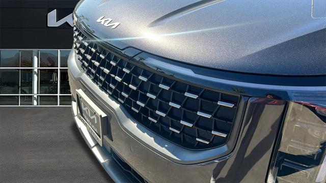 new 2025 Kia Carnival car, priced at $52,532