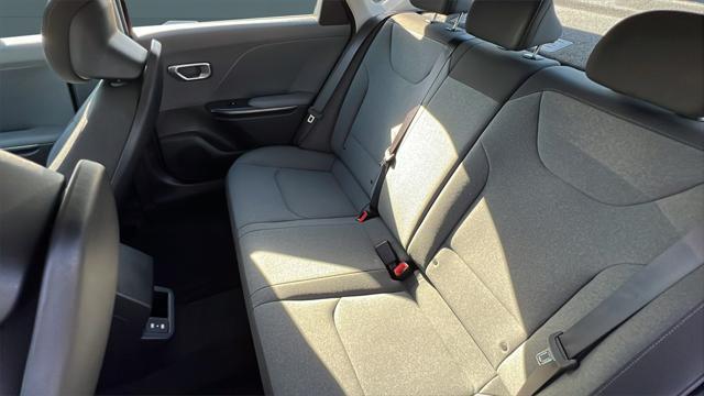 new 2025 Kia K4 car