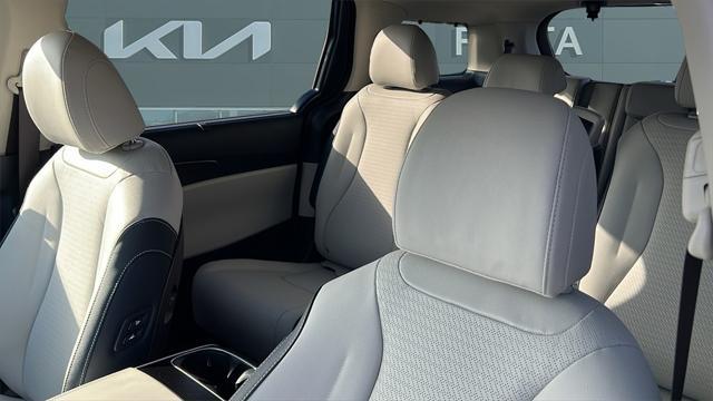 new 2026 Kia Carnival car