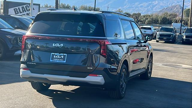 new 2025 Kia Carnival car, priced at $44,360