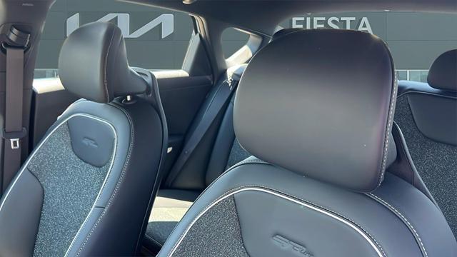 new 2025 Kia K4 car