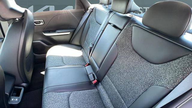new 2025 Kia K4 car