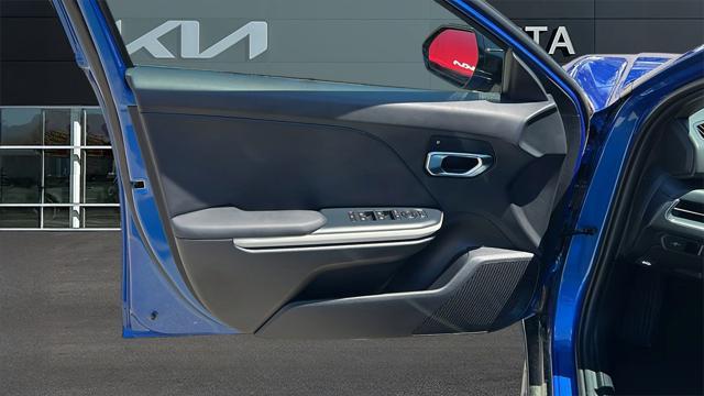 new 2025 Kia K4 car