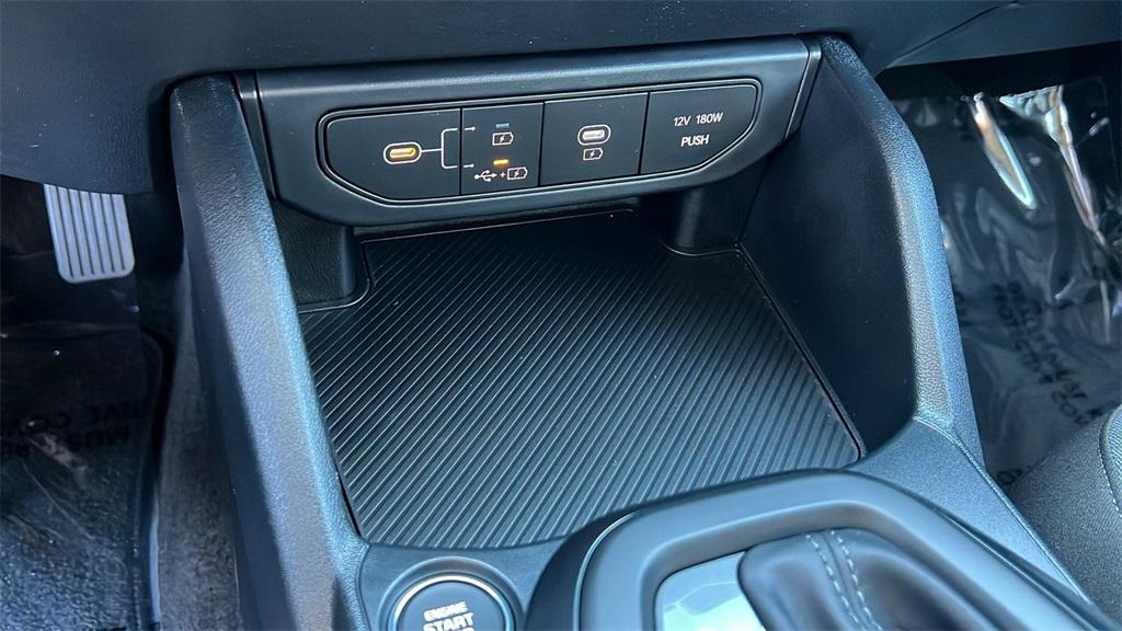 new 2025 Kia K4 car, priced at $24,185