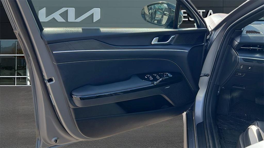 new 2026 Kia K5 car, priced at $34,450