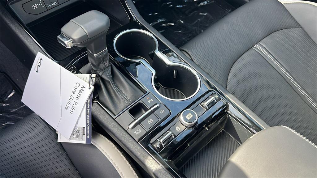 new 2026 Kia K5 car, priced at $34,450