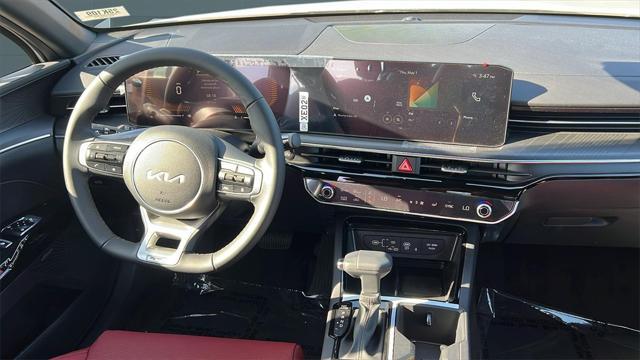 new 2025 Kia K5 car