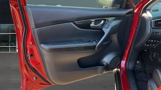 used 2019 Nissan Rogue car, priced at $21,015