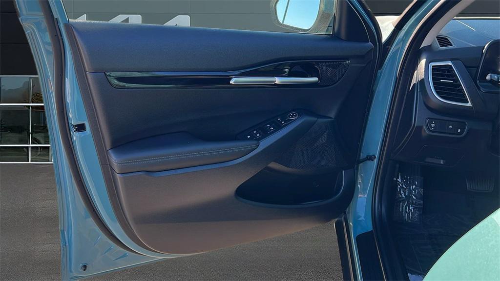 new 2026 Kia Seltos car, priced at $28,835