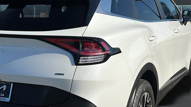 new 2025 Kia Sportage Hybrid car