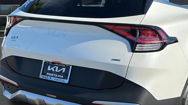 new 2025 Kia Sportage Hybrid car