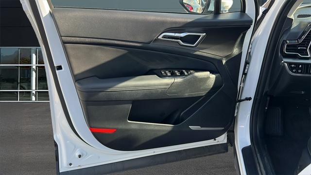 new 2025 Kia Sportage Hybrid car