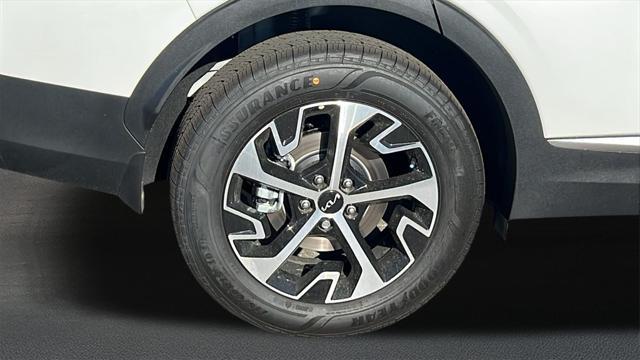new 2025 Kia Sportage Hybrid car