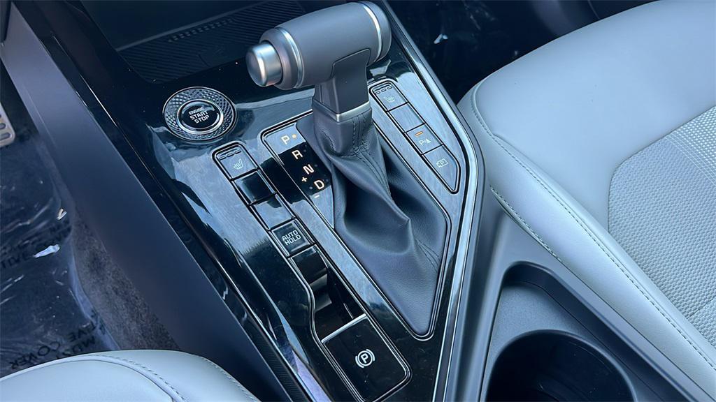 new 2025 Kia Niro car, priced at $34,230