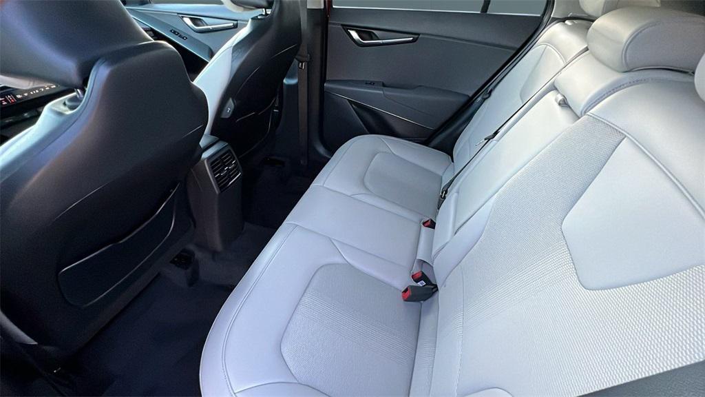 new 2025 Kia Niro car, priced at $34,230