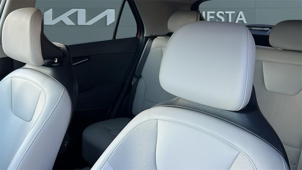 new 2025 Kia Niro car, priced at $34,230