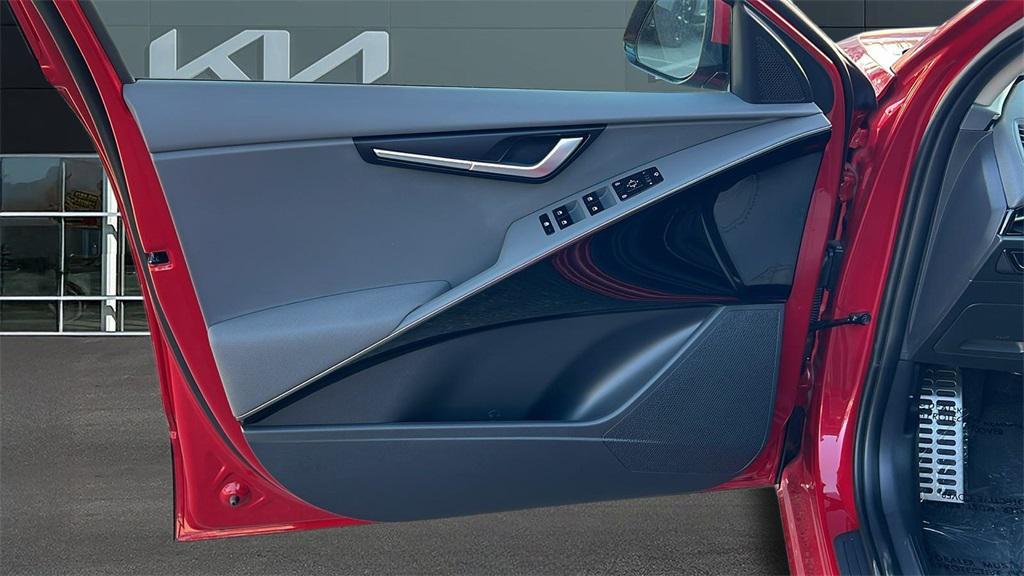 new 2025 Kia Niro car, priced at $34,230