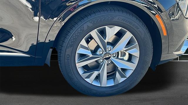 new 2025 Kia Sportage car, priced at $33,002