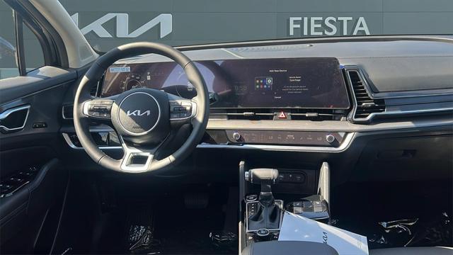 new 2025 Kia Sportage car, priced at $33,002