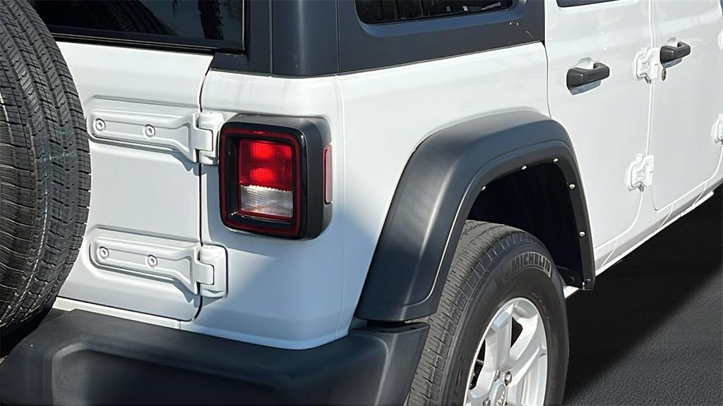 used 2021 Jeep Wrangler Unlimited car, priced at $27,777
