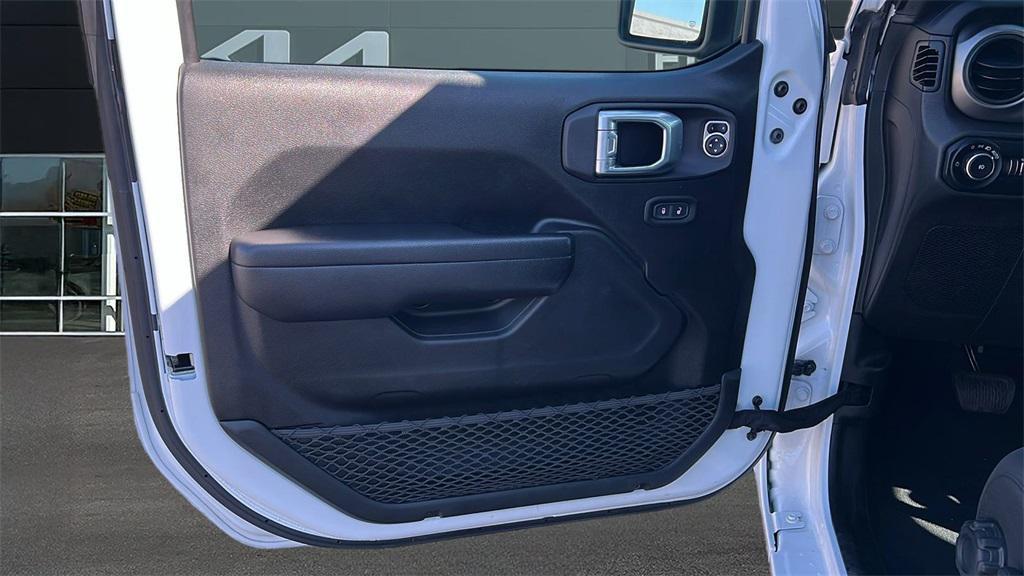 used 2021 Jeep Wrangler Unlimited car, priced at $27,777