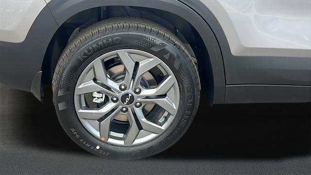 new 2025 Kia Seltos car