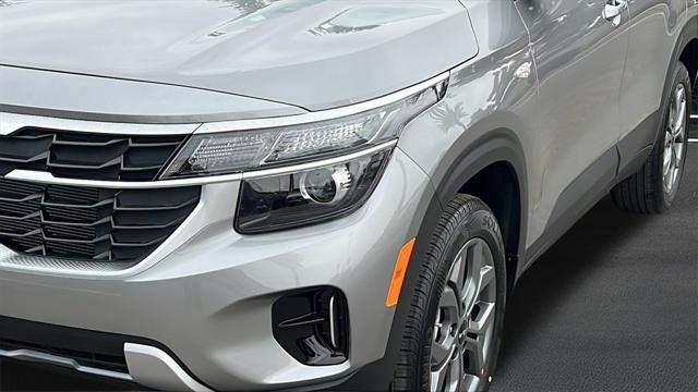 new 2025 Kia Seltos car