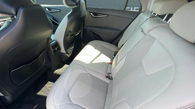 new 2025 Kia Niro car, priced at $31,510