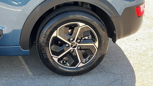 new 2025 Kia Niro car, priced at $31,510