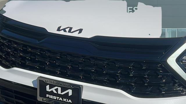 new 2025 Kia Sportage car, priced at $39,130