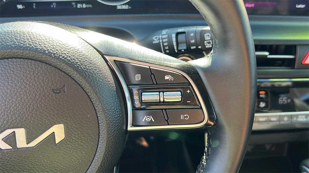 used 2024 Kia Seltos car, priced at $22,895