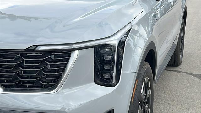 new 2025 Kia Sorento car, priced at $39,205