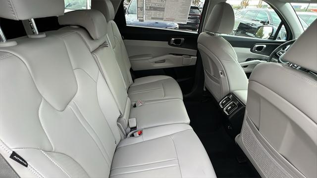 new 2025 Kia Sorento car, priced at $39,205