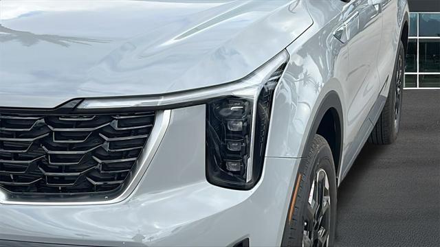 new 2025 Kia Sorento car, priced at $39,205