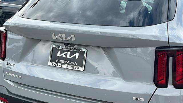 new 2025 Kia Sorento car, priced at $39,205