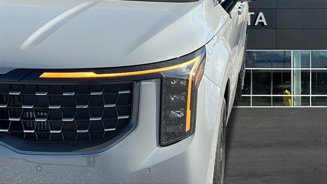 new 2025 Kia Carnival Hybrid car, priced at $51,576