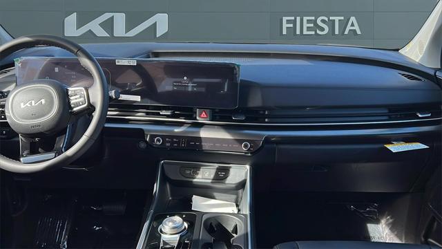 new 2025 Kia Carnival Hybrid car, priced at $51,576