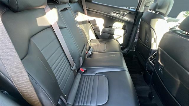 new 2025 Kia Sportage Hybrid car, priced at $39,915