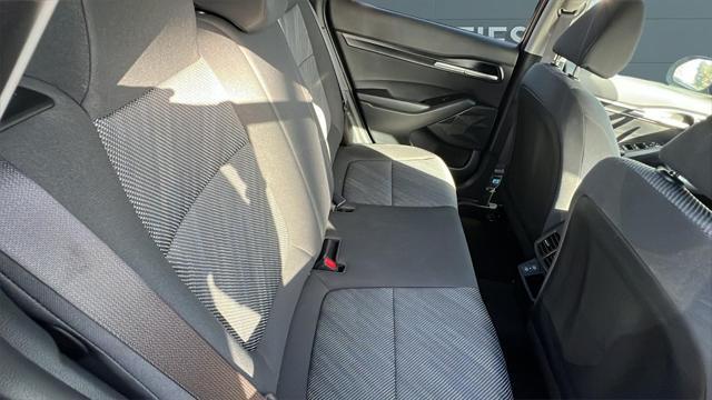 new 2025 Kia Seltos car, priced at $26,155