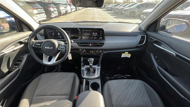 new 2025 Kia Seltos car, priced at $26,155