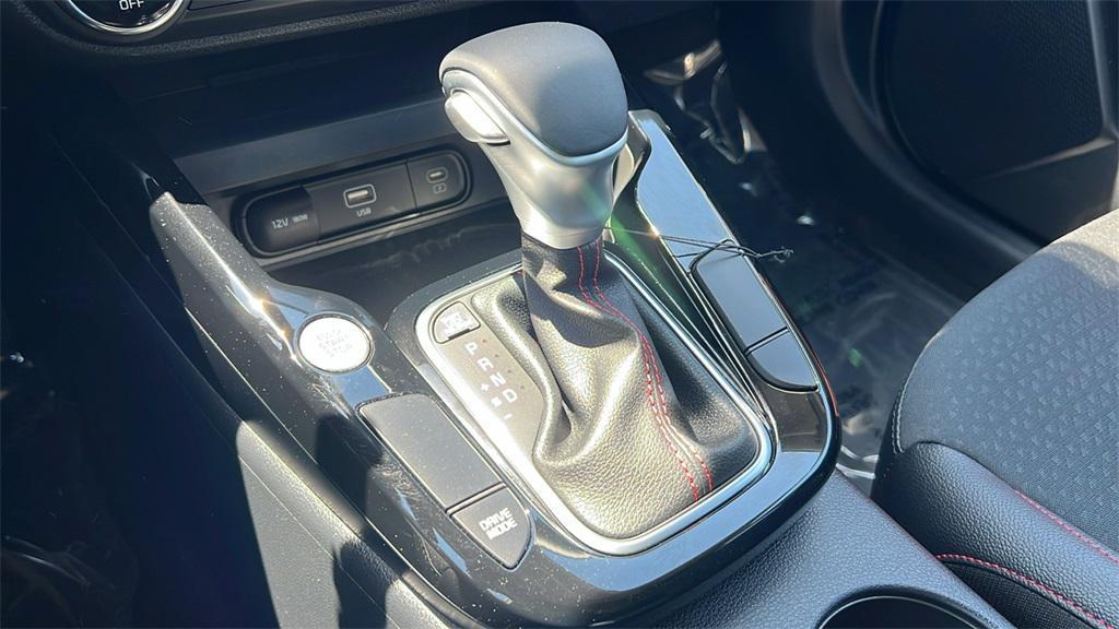 new 2025 Kia Soul car, priced at $28,060