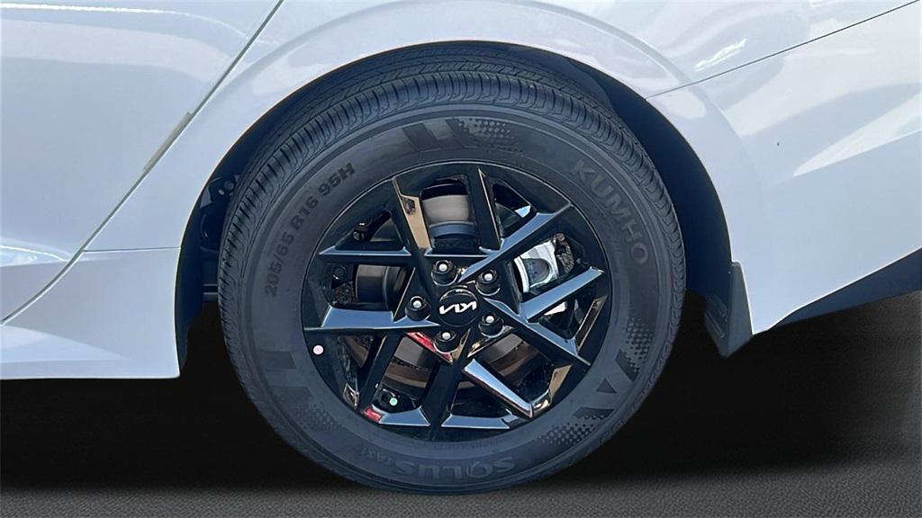 new 2026 Kia K5 car, priced at $29,400