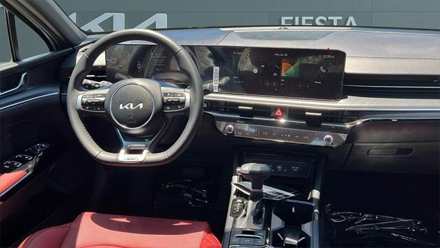 new 2025 Kia K5 car