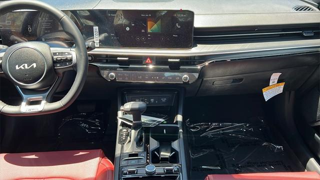 new 2025 Kia K5 car