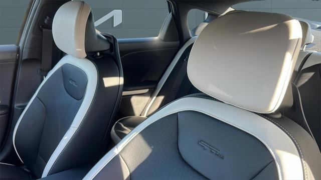 new 2025 Kia K4 car, priced at $28,365
