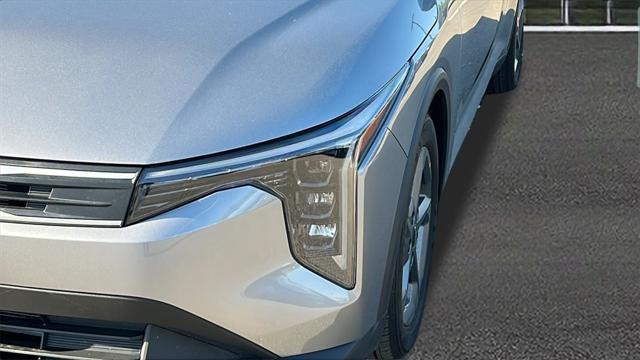 used 2025 Kia K4 car, priced at $23,434