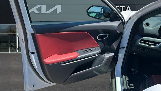 new 2025 Kia K4 car
