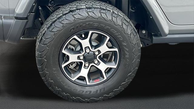 used 2021 Jeep Wrangler Unlimited car, priced at $43,037