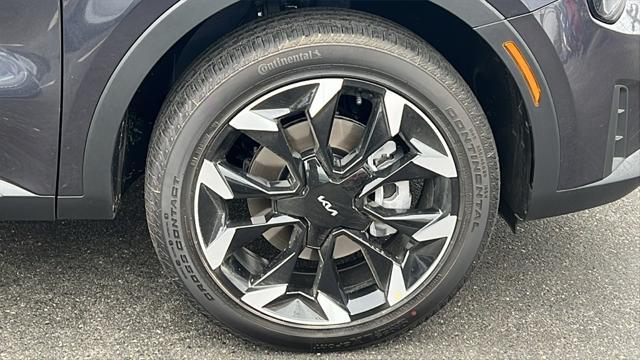 new 2025 Kia Sorento car, priced at $42,530