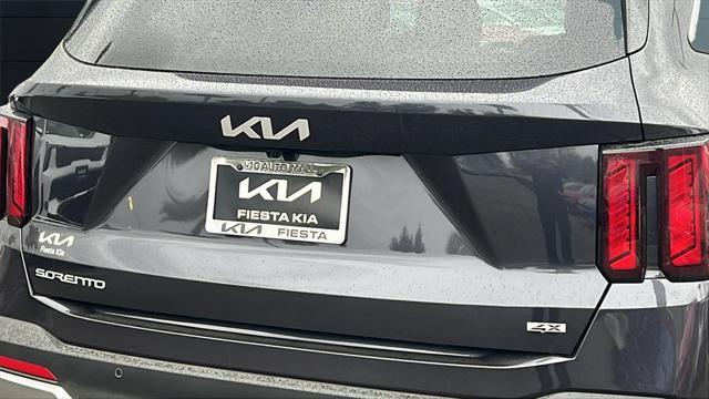 new 2025 Kia Sorento car, priced at $42,530